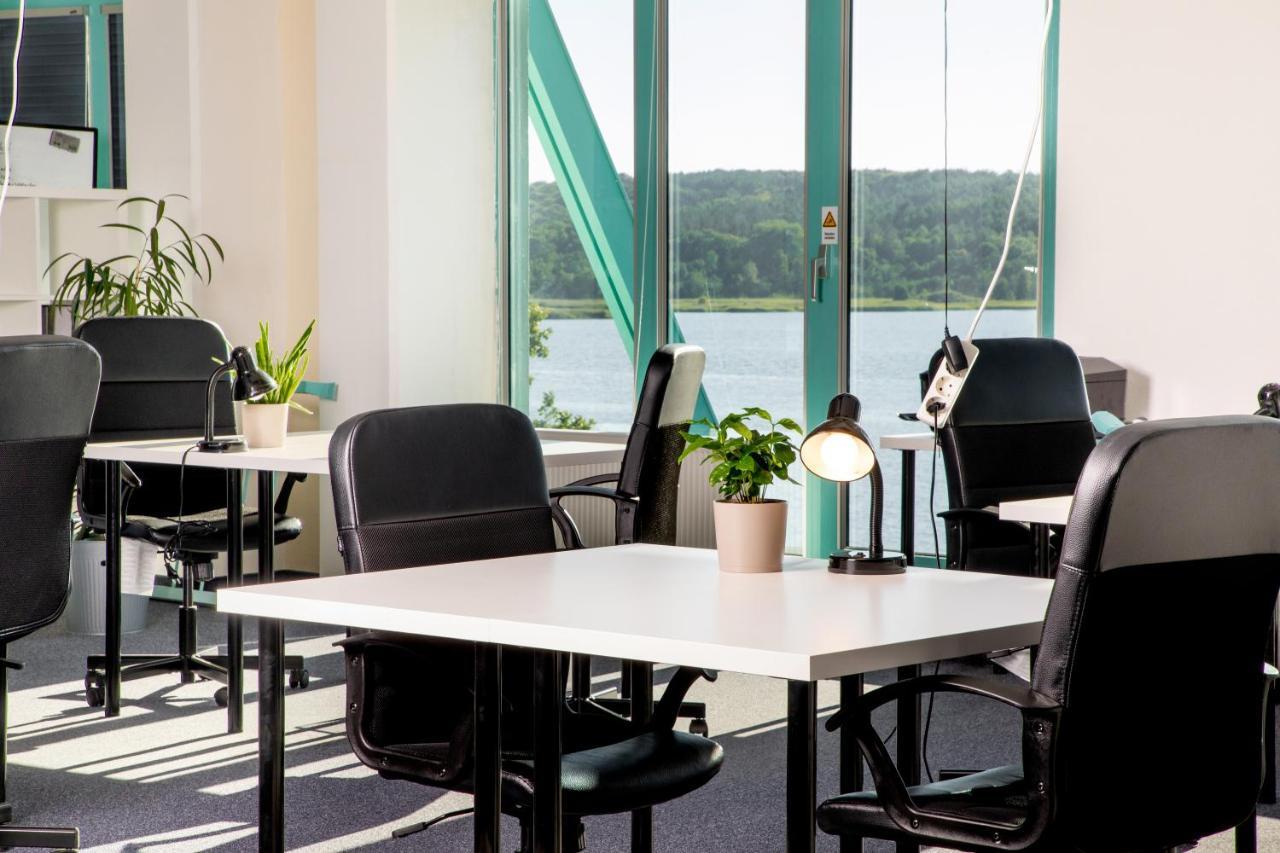 Project Bay - Workation / Coworking Vandrarhem Lietzow Exteriör bild