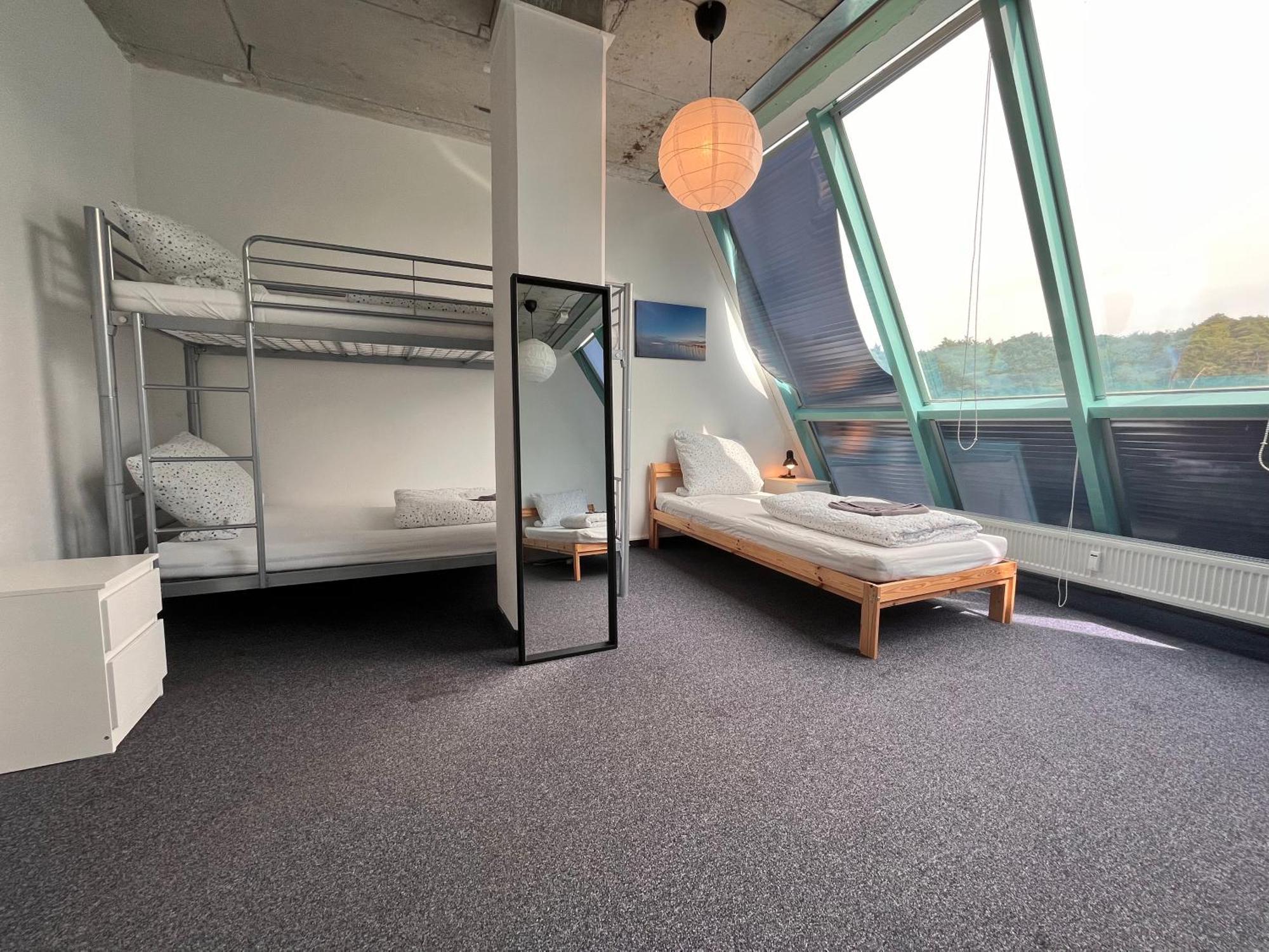Project Bay - Workation / Coworking Vandrarhem Lietzow Rum bild